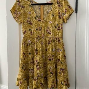 boho floral mini dress size M runs small